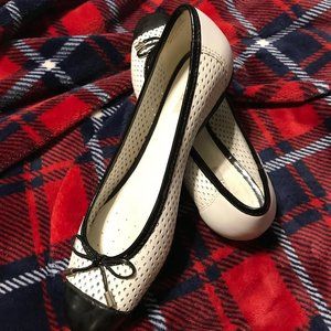 Geox Respira Size 8 1/2 Breathable Ballet Flats